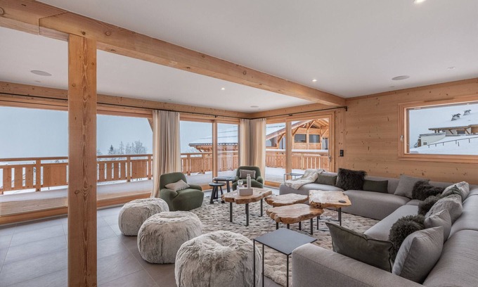 Combloux Chalet De Esquí | Chalet moderno en Combloux con piscina y zona de bienestar