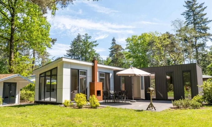 Municipality of Hellevoetsluis Chalet De Esquí | Chalet moderno con terraza cerca de Rockanje