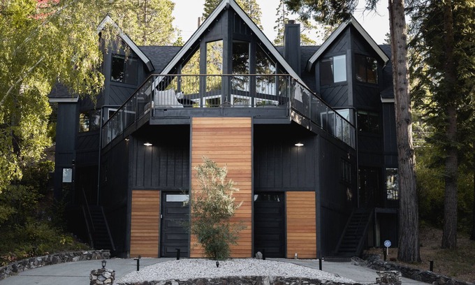 Lake Arrowhead Chalet De Esquí | Modern Chalet w/Lakeview + Hot Tub -@TrinityHomeLA 4300+sq ft
