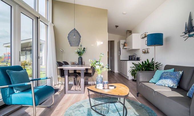 Akkrum Casa | Modern chalet with dishwasher, in Friesland