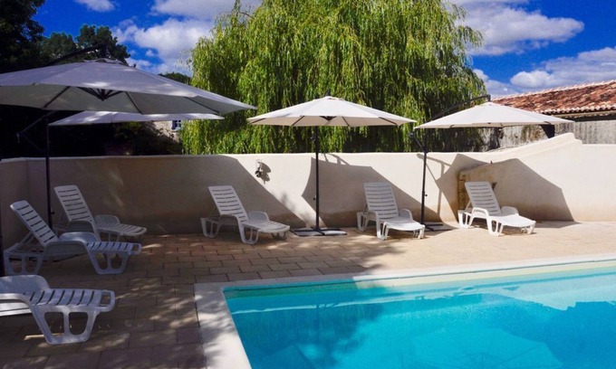 Nere Cabaña | Modernas casas rurales Charentais, piscina climatizada, wifi gratuito. Los niños pueden ser niños y adultos relajarse.