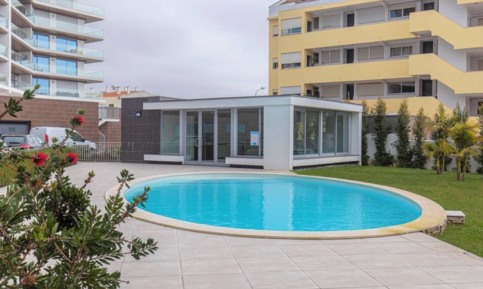 Alges Casa | Modern & Charming Apartment W/Pool by LovelyStay
