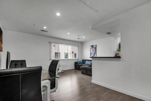 Wilshire Apartamento | Modern Chic One Bedroom In Hollywood-Koreatown Area With Parking