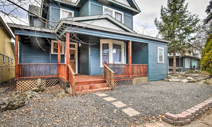 West Central Apartamento | Modern-Chic Studio ~ 1 Mile to Dtwn Spokane!