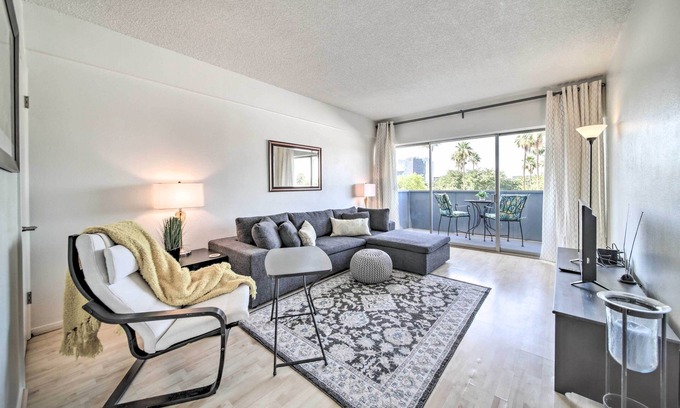 Encanto Condominio | Modern City Condo Close to Downtown Phoenix!