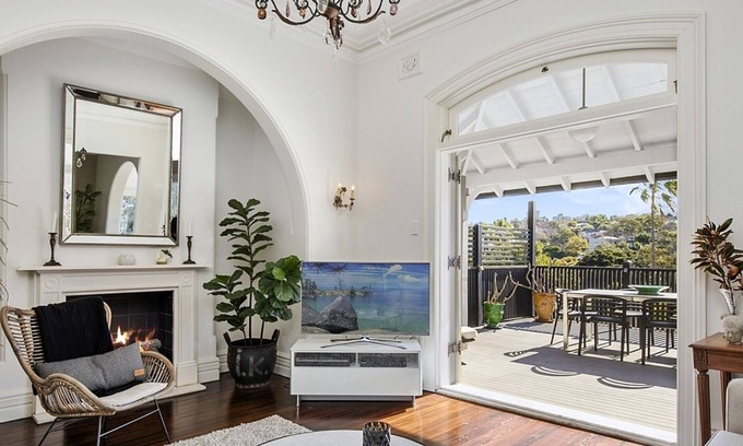 Mosman Casa | Modern Classic at Mosman Bay - 5 Mins To Ferry