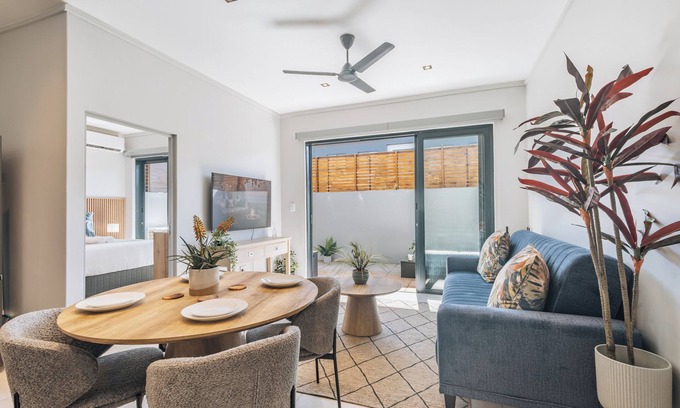 Port Zimbali Apartamento | Modern Coastal 1 BDR, Pool & Sauna