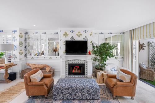 Kalk Bay Casa | Modern Coastal Townhouse at The Majestic