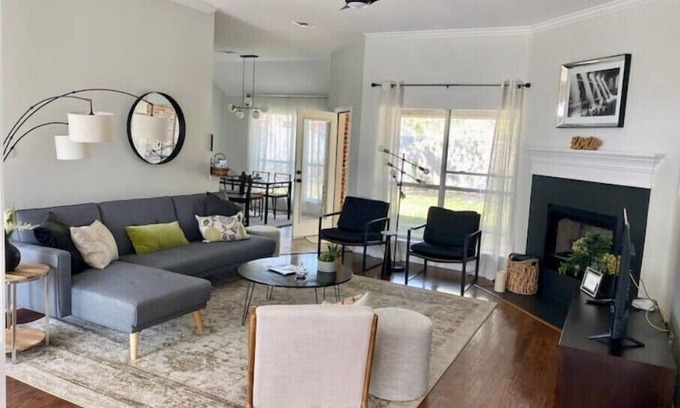 Keller Casa | Modern Comfort in Keller w/ King, Garage