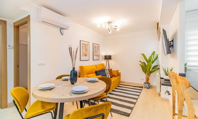 La Magdalena Apartamento | Modern Comfort in the Heart of Zaragoza
