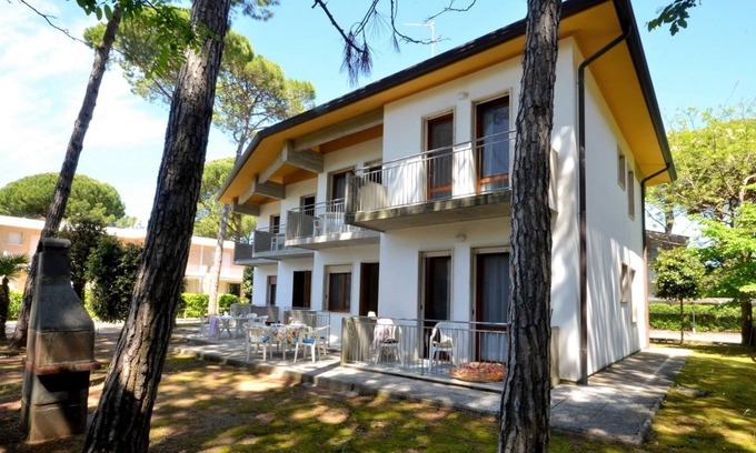 Bibione Pineda Apartamento | Comodidad moderna en un entorno espacioso por Beahost Rentals