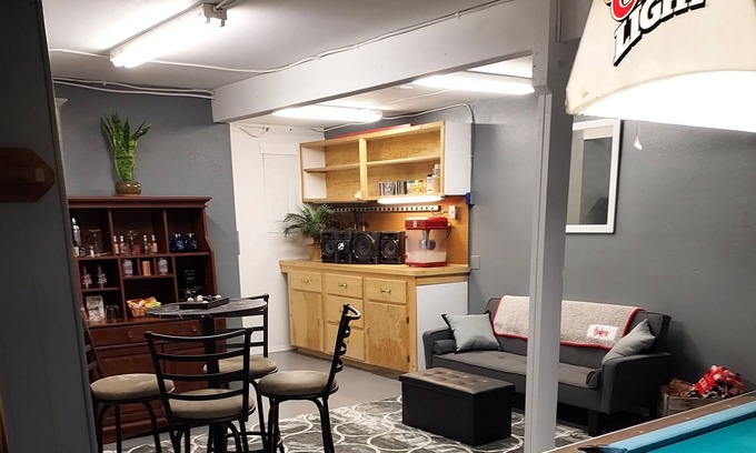 Challis Casa | Modern Comforts in the Majestic and Historic Heart of Idaho