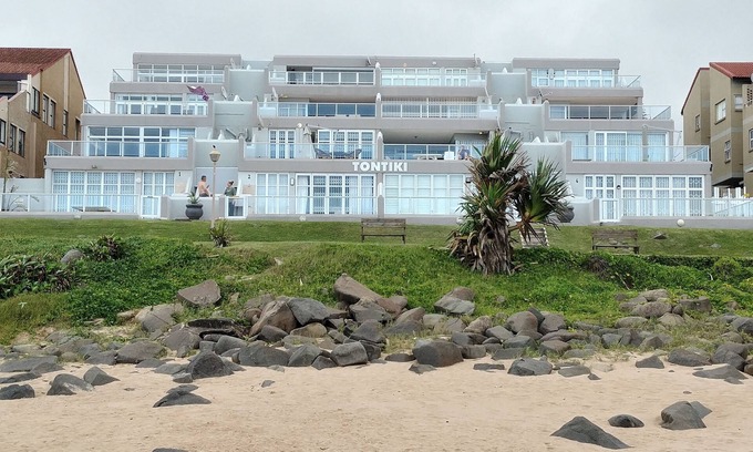 Ballito Apartamento | Complejo moderno en el paseo de Ballito