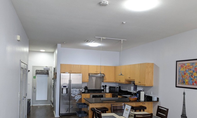 Anaheim Colony Historic District Apartamento | Modern Condo downtown Anaheim Disneyland