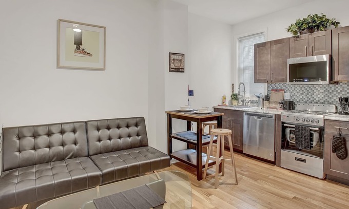 Point Breeze Apartamento | Moderno recientemente renovado 2 hab. Apt cerca del centro de la ciudad