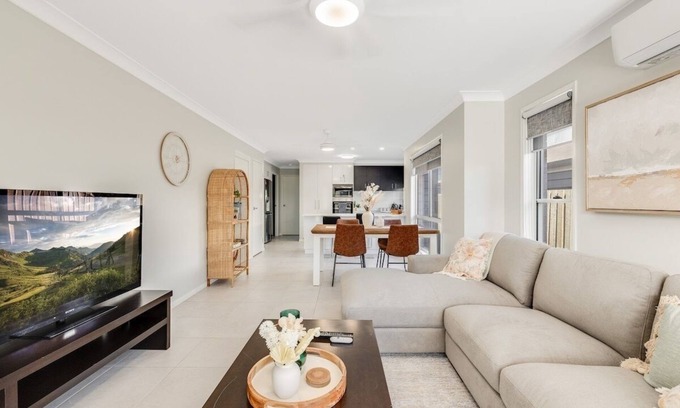Glenvale Apartamento | Modern & Convenient Living!