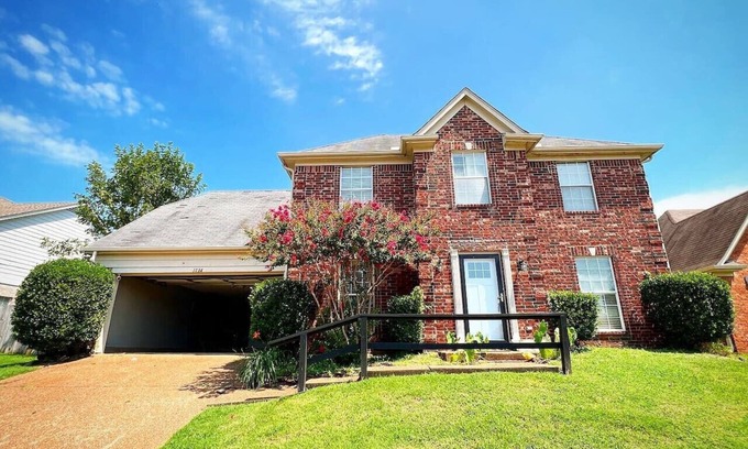 Gray's Creek Casa | Modern Cordova 4BR, quiet & safe