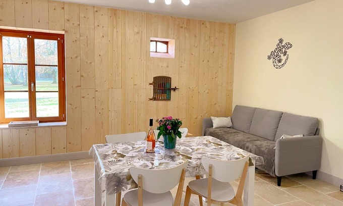 Selles-sur-Cher Cabaña | Encantador Cálida y Moderna Casa en Selles-sur-Cher, Cerca del ZooParc de Beauval y Castillos