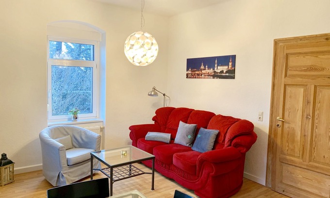 Omsewitz Apartamento | Moderna y acogedora casa de vacaciones con un jardín en Dresde