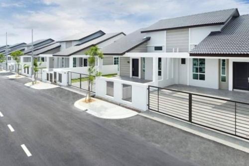 Central Seberang Perai Casa | Modern COZY SINGLE STOREY HOUSE ` ALMA JUSCO BM