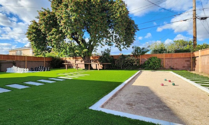 Sherwood Forest and Thistle Development Casa | Modern Disney Retreat with Spacious Backyard Oasis