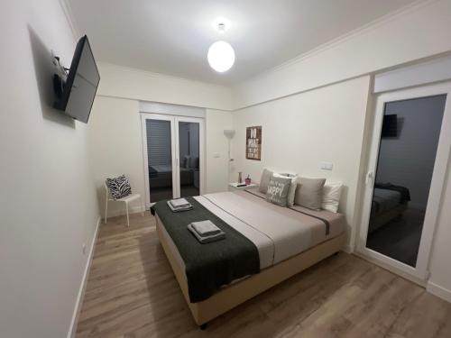 Palhais Casa | Modern Double Room with Private Balcony