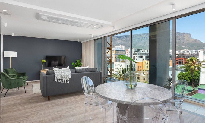 Bo'Kaap Apartamento | Modern Duplex Apartment | Views | Space | Balcony