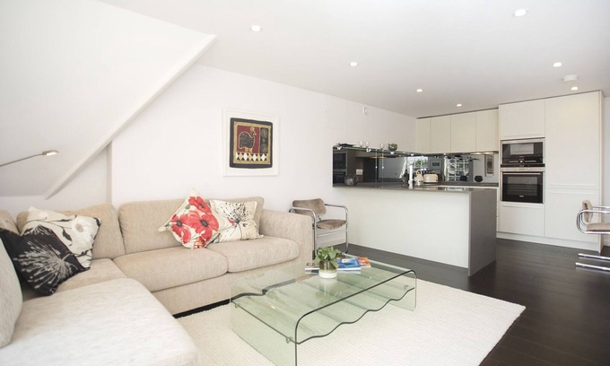 Islington Apartamento | Modern Edwardian, by Veeve