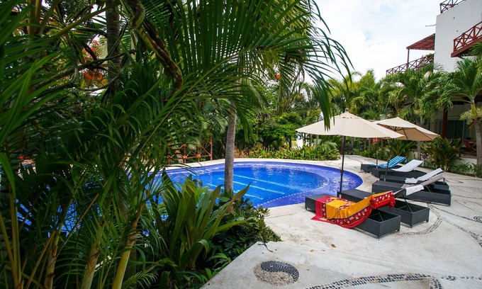 North End Condominio | Condominio moderno y elegante en Paradise, a pocos pasos de la playa, piscina comunitaria