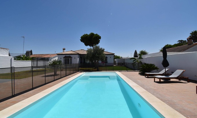 Los Gallos-Cerromolino Villa | Villa Calma moderna con piscina vallada