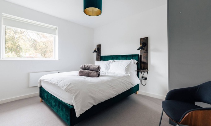 Bath Apartamento | Modern Family Apartment with views of Bath