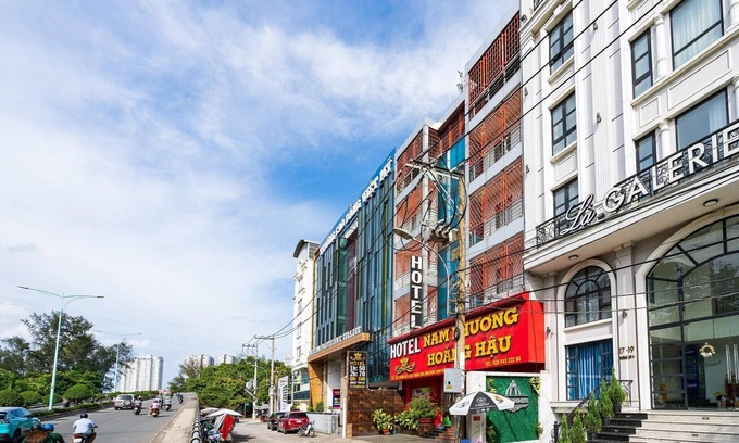 Binh Chanh Casa | Modern Family Stay at Hoang Hau Hotel, Vietnam