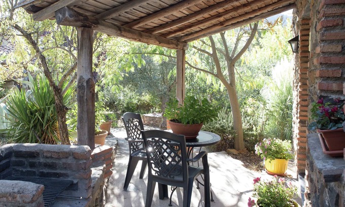 La Acena de la Borrega Casa | Casa rural moderna en Valencia de Alcántara con piscina