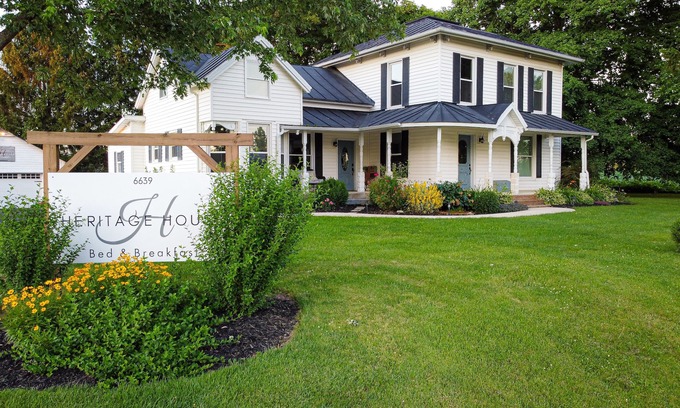 Mount Gilead Cama Y Desayuno | Modern Farmhouse Bed and Breakfast