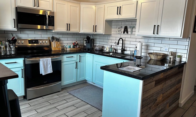 Julia Keen Casa | Modern Farmhouse in Midtown