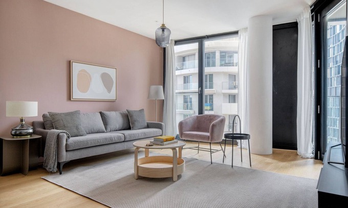 Favoriten Apartamento | Modern Favoriten 2BR w/ Gym, Lounge & Elevator, nr Metro, by Blueground