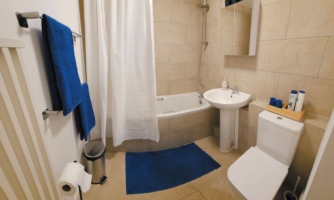 Bow Condominio | Modern Flat near Central London!