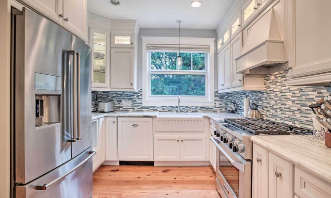 Croissant Park Casa | Modern Ft Lauderdale Escape w/ Deck & Grill!