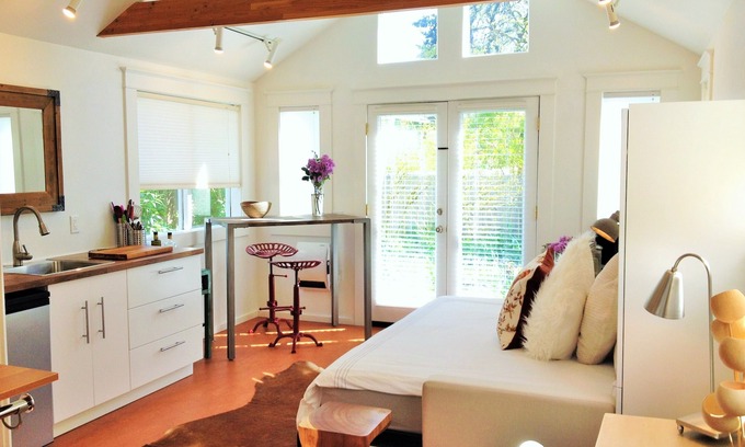 West Eugene Casa | Jardín moderno oasis en el corazón de Eugene
