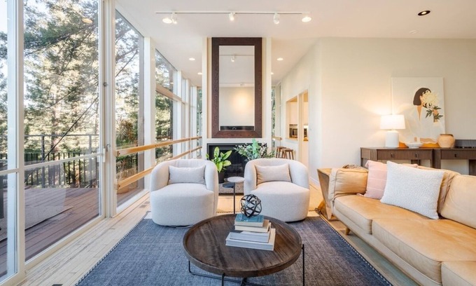Mill Valley Casa | Lux modern redwoods treehouse refuge