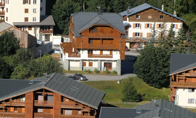 Les Deux Alpes Apartamento | Moderno Apartamento Planta Baja en Gran ubicación- perfecto para familias o parejas
