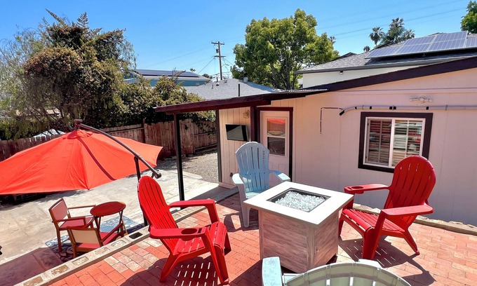 La Mesa Apartamento | Modern Guesthouse Studio✸2-Level Fenced Patio✸Near La Mesa Village✸Pets Welcome