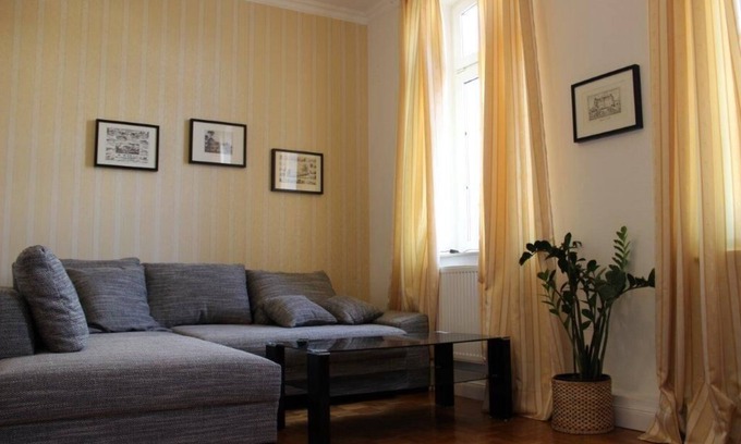 Celle Apartamento | APARTAMENTO DE VACACIONES MODERNO CERCA DE LA ESTACIÓN DE TREN Y DEL CENTRO