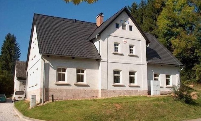 Stupná Casa | Modern Holiday Home in Vidochov with Swimming Pool