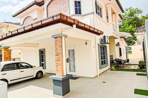 Kajang Casa | Modern Home at Kajang by HCK