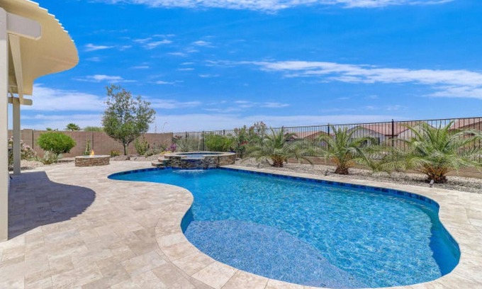Montecito in Estrella Casa | ¡NUEVO LISTADO! Casa de lujo "Desert Wind" con piscina, spa y hoguera