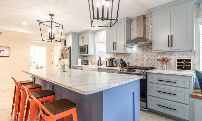 MacGregor Casa | Modern Home located near Texas Medical Center