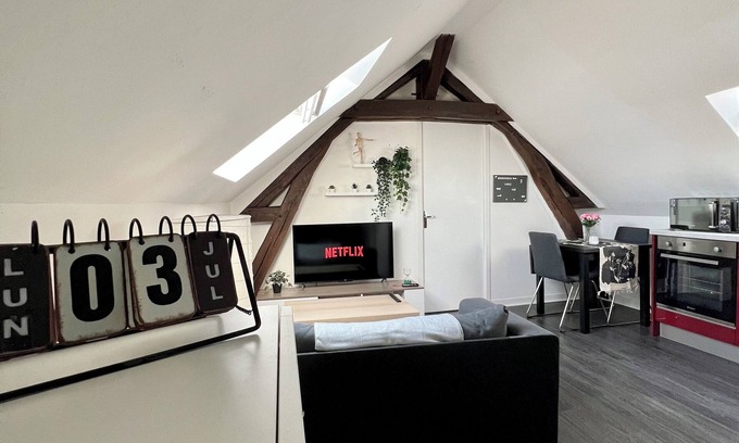 Orleans Apartamento | Modern House + free parking space