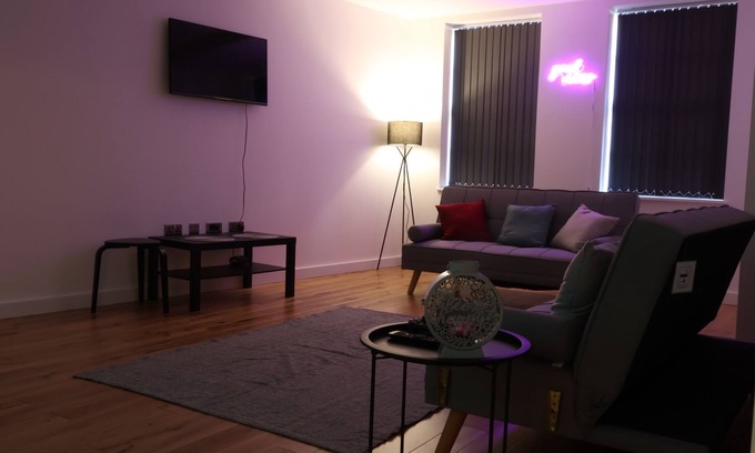 Birmingham City Centre Casa | Modern House in Central Birmingham