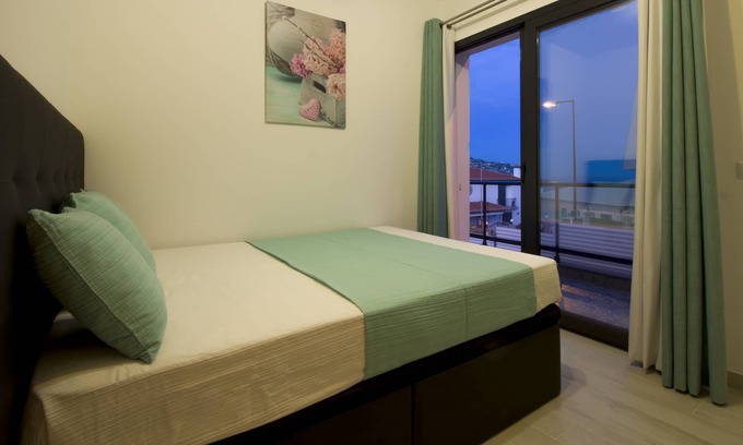 Sao Pedro Casa | Casa moderna en Funchal con gran vista y barbacoa